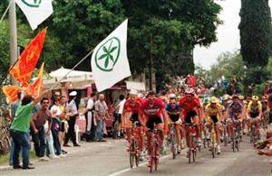 Il Giro della Padania tra urla e schiaffi