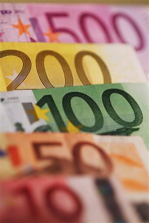 Prestare denaro ad un famigliare: prestito infruttifero
